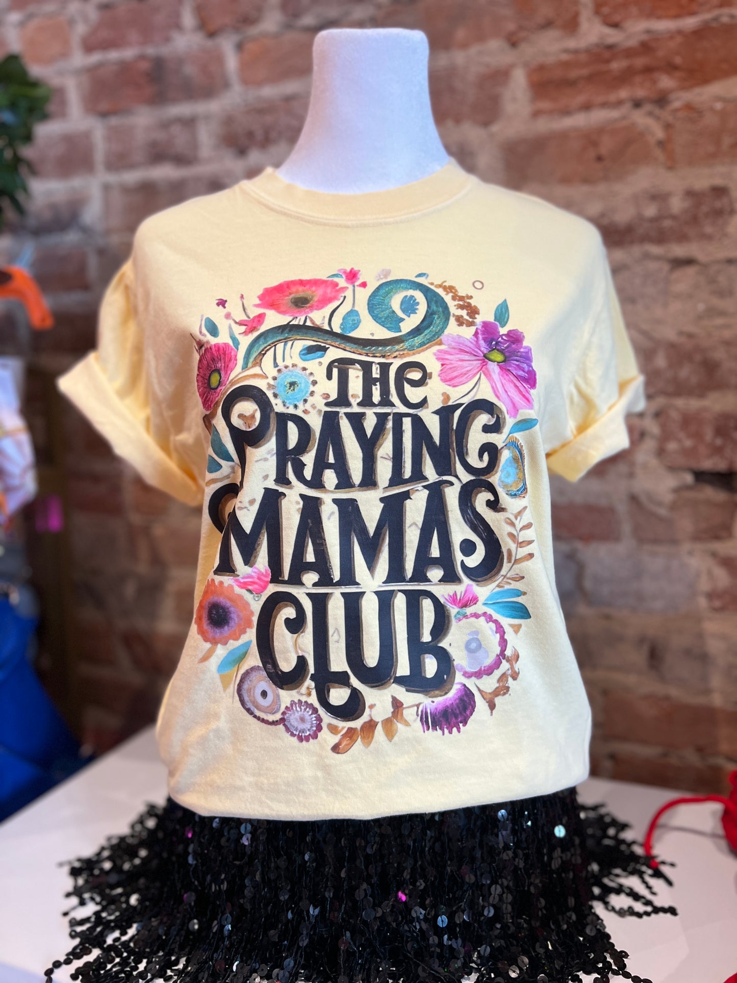 Praying Mama Tee