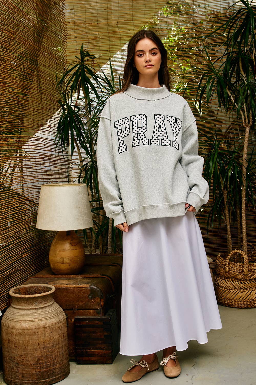PRAY| Embroidered "PRAY" Mock Neck Sweatshirt: HEATHER GREY