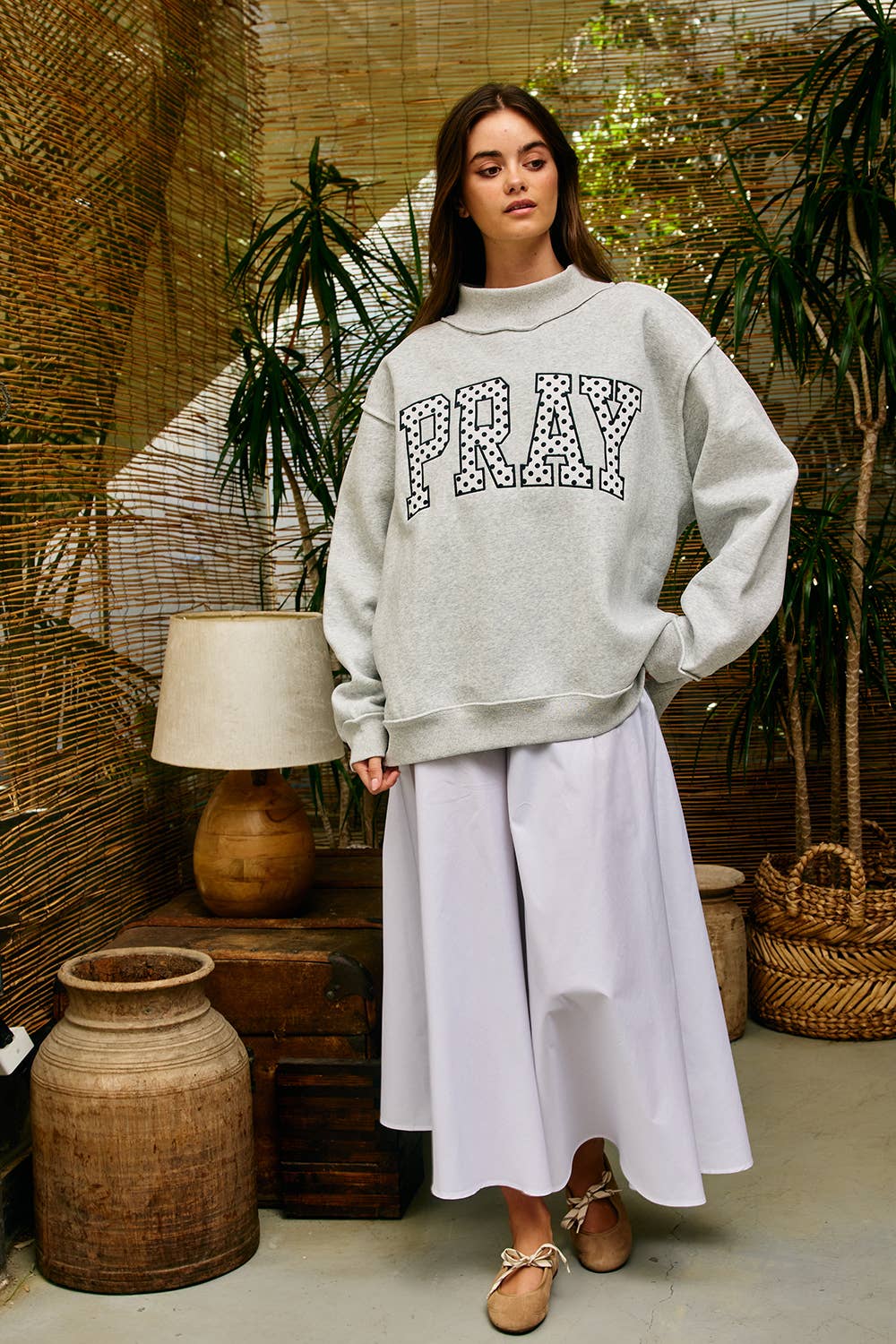 PRAY| Embroidered "PRAY" Mock Neck Sweatshirt: HEATHER GREY