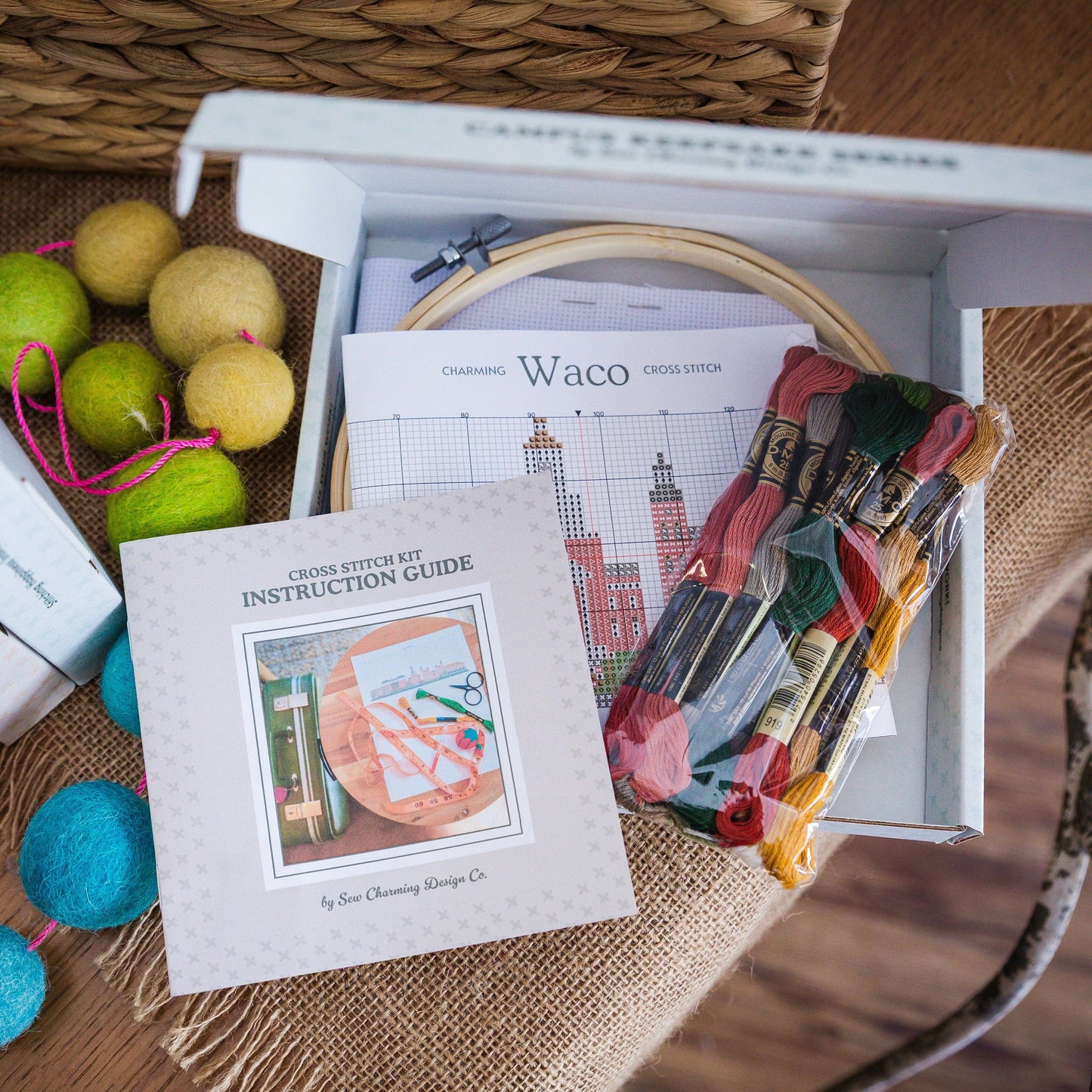 Charming Stars Hollow Cross-stitch Kit