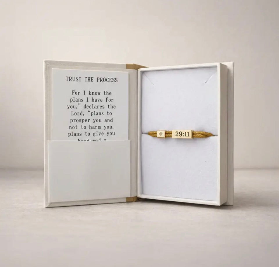 Sentimental Corded Bracelet