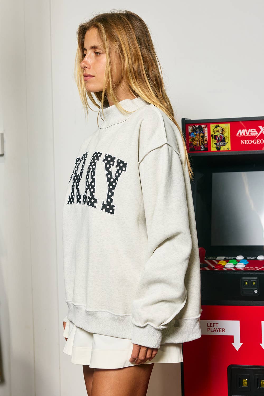 PRAY| Embroidered "PRAY" Mock Neck Sweatshirt: HEATHER GREY